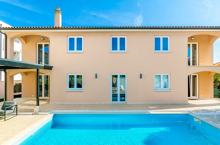 Unterkunft 10115168 - Ferienhaus Istrien - Vakantiehuis "Suzy" mit privatem Pool