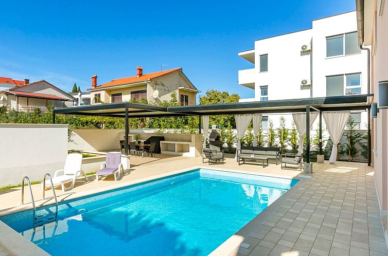 Vakantiehuis "Suzy" mit privatem Pool