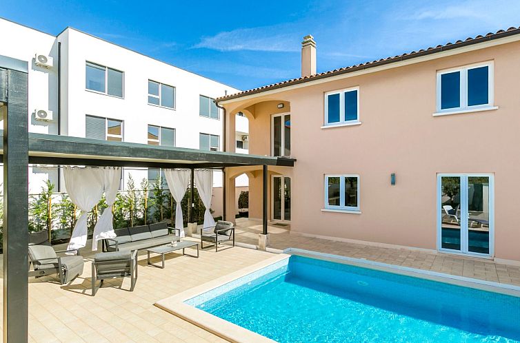 Vakantiehuis "Suzy" mit privatem Pool