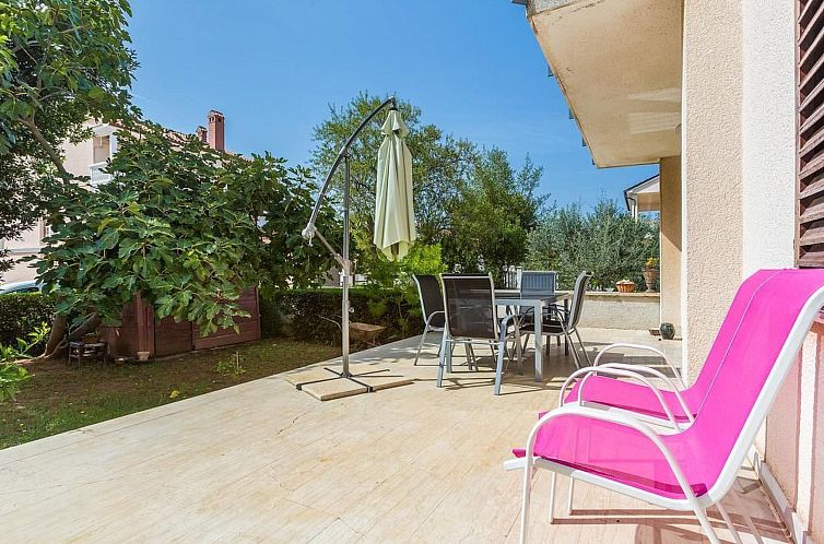 Vakantiehuis Ferienvilla "Romana" mit Blick auf das Wasser