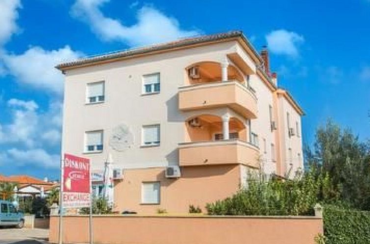 Appartement Wohnung "Cukon" mit Balkon