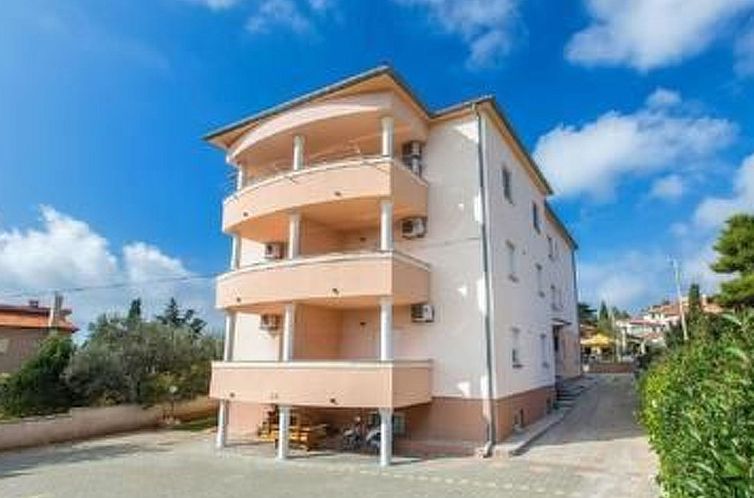 Appartement Wohnung "Cukon" mit Balkon