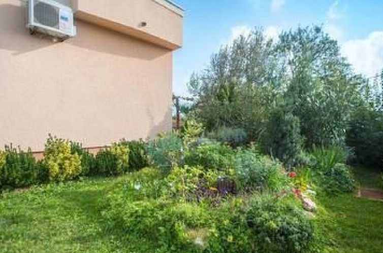 Appartement Wohnung "Cukon" mit Balkon