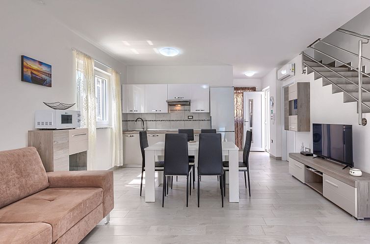 Vakantiehuis Villa Oli/B