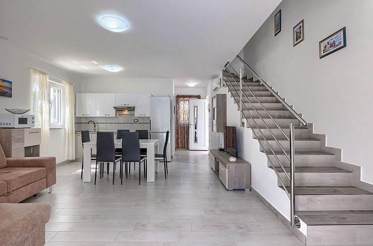 Vakantiehuis Villa Oli/B