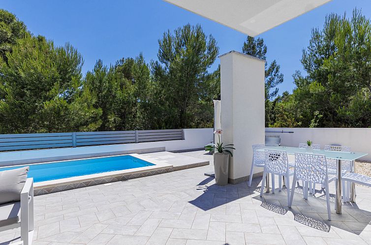 Vakantiehuis Villa Oli/B