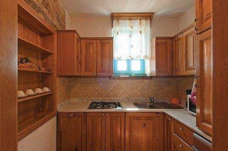 Vakantiehuis in Radići mit Privatem Pool