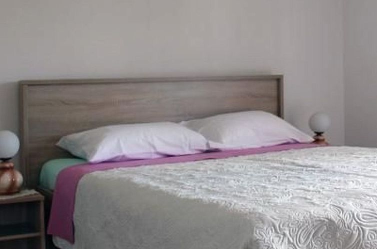 Appartement Wohnung im ersten Stock mit Blick aufs Wasser