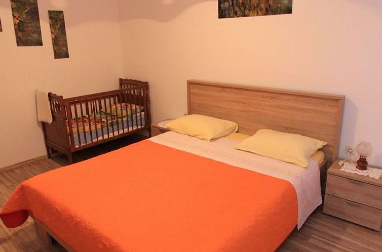 Appartement mit Terrasse