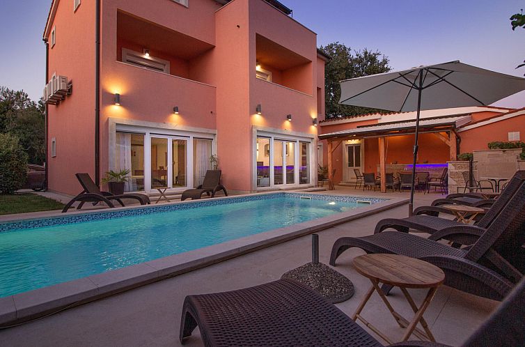 Unterkunft 10115351 - Ferienhaus Istrien - Vakantiehuis Villa Katarina