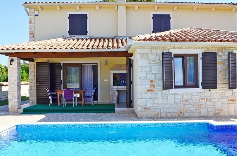 Unterkunft 1011580 - Ferienhaus Istrien - Vakantiehuis Gemütliches Ferienhaus in Medulin mit Großer 