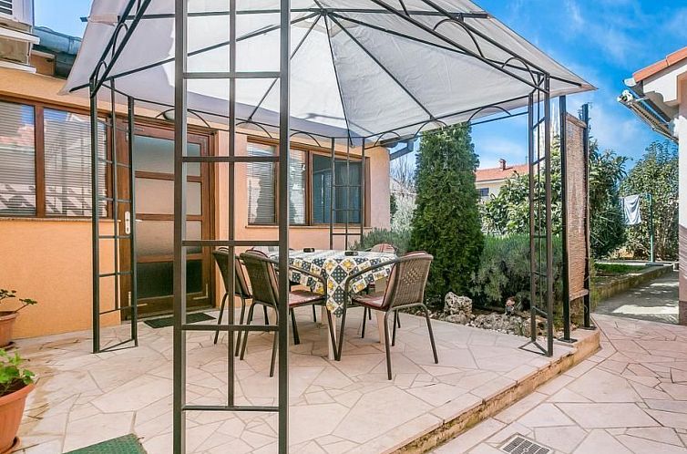 Appartement Apartment "Arijana2" mit privater Terrasse