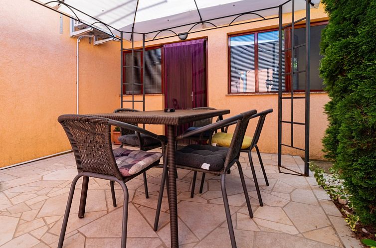 Appartement Apartment "Arijana2" mit privater Terrasse