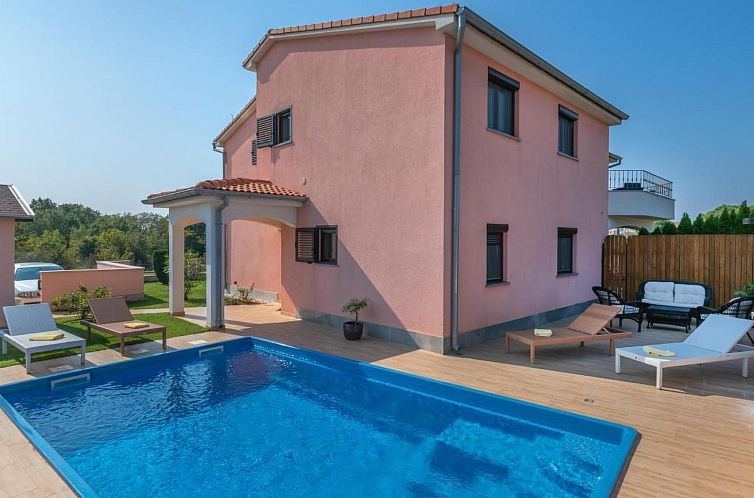 Unterkunft 1011586 - Ferienhaus Istrien - Vakantiehuis Joy 6 Mary