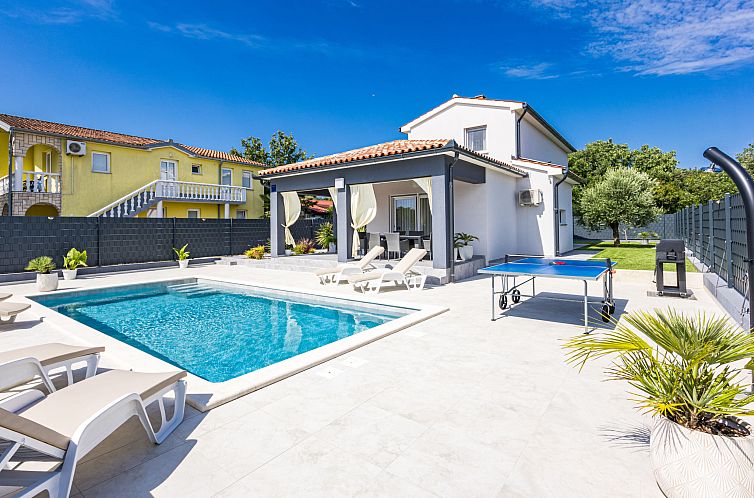 Unterkunft 10115911 - Ferienhaus Istrien - Vakantiehuis S&V