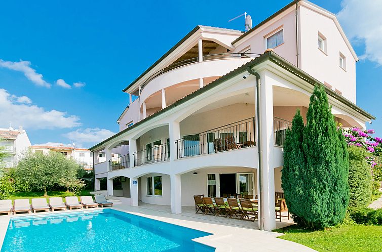 Unterkunft 10115927 - Ferienhaus Istrien - Vakantiehuis Carmen