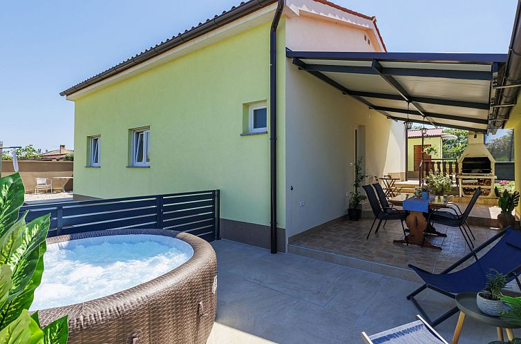 Unterkunft 10115933 - Ferienhaus Istrien - Vakantiehuis Branka