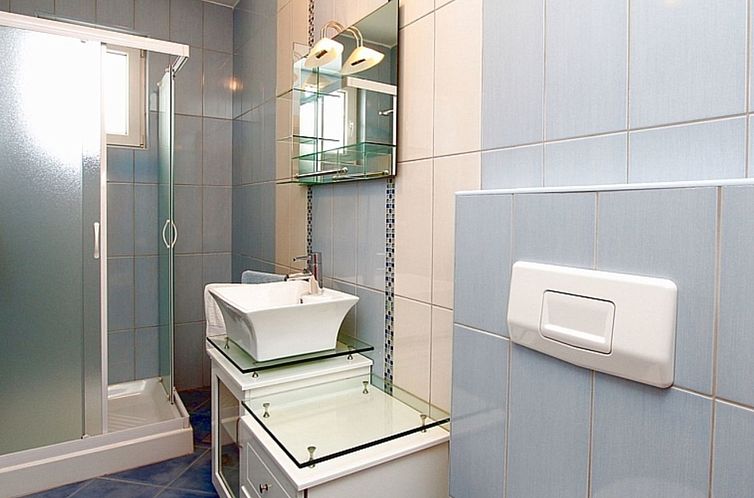 Appartement Wohnung mit privatem Garten