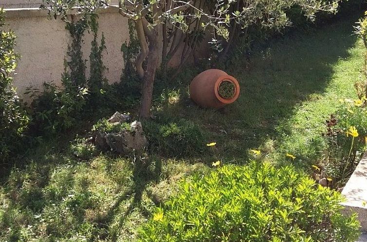 Appartement Wohnung mit privatem Garten