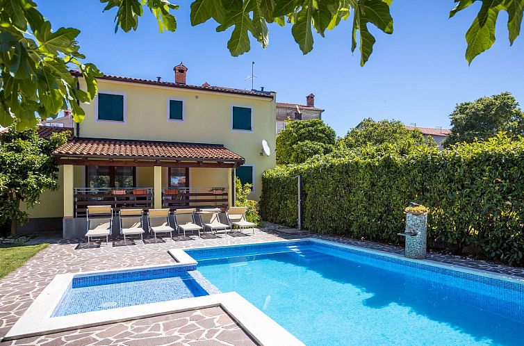 Unterkunft 1011599 - Ferienhaus Istrien - Vakantiehuis Ferienvilla "Vanja" mit privatem Pool
