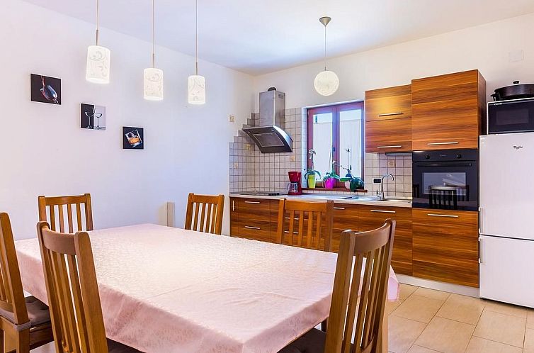Vakantiehuis Ferienvilla "Vanja" mit privatem Pool