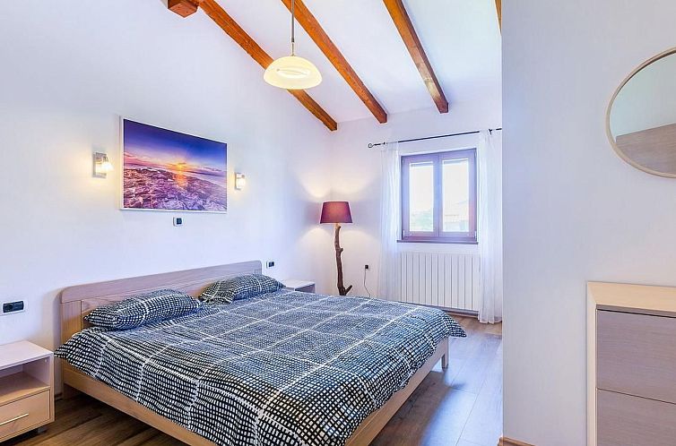 Vakantiehuis Ferienvilla "Vanja" mit privatem Pool