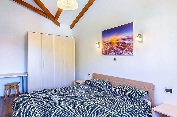 Vakantiehuis Ferienvilla "Vanja" mit privatem Pool