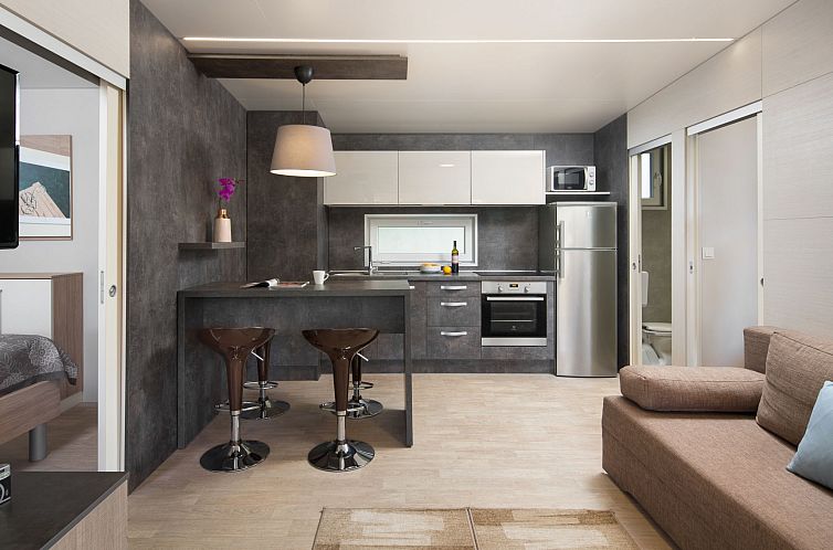 Vakantiehuis Mobilhome Villa Prestige with jacuzzi