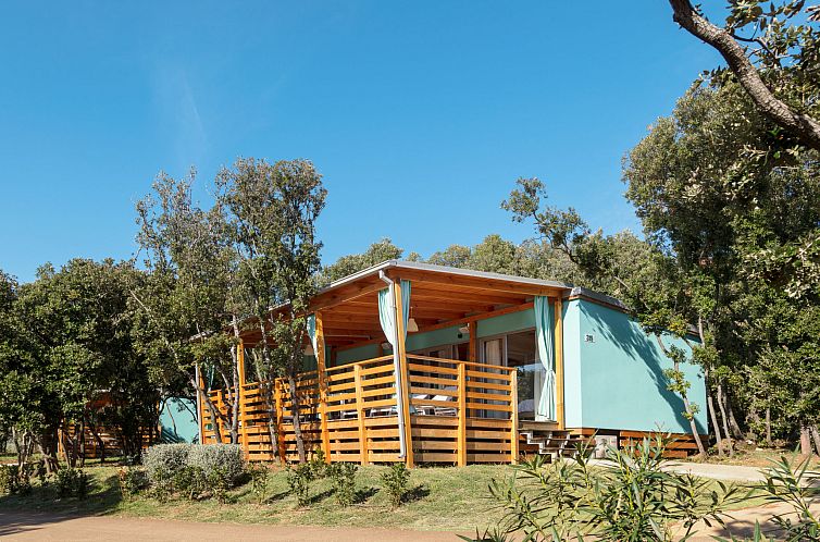 Vakantiehuis Mobilhome Villa Prestige with jacuzzi