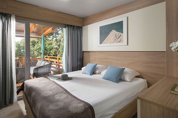 Vakantiehuis Mobilhome Villa Prestige with jacuzzi