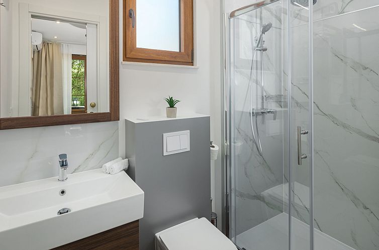 Vakantiehuis Luxury Bay Villa with private hot tub