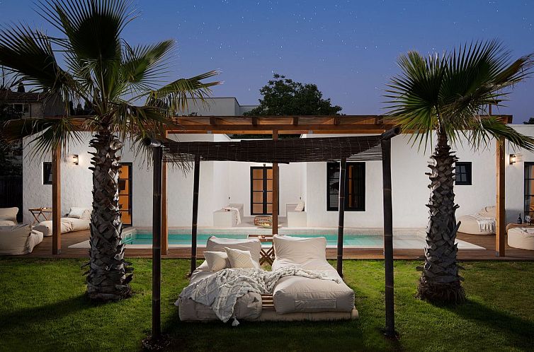 Vakantiehuis Perfektes Ferienhaus in Bale mit Privatem Pool