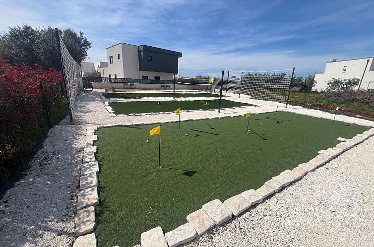 Vakantiehuis mit privatem beheiztem Schwimmbad