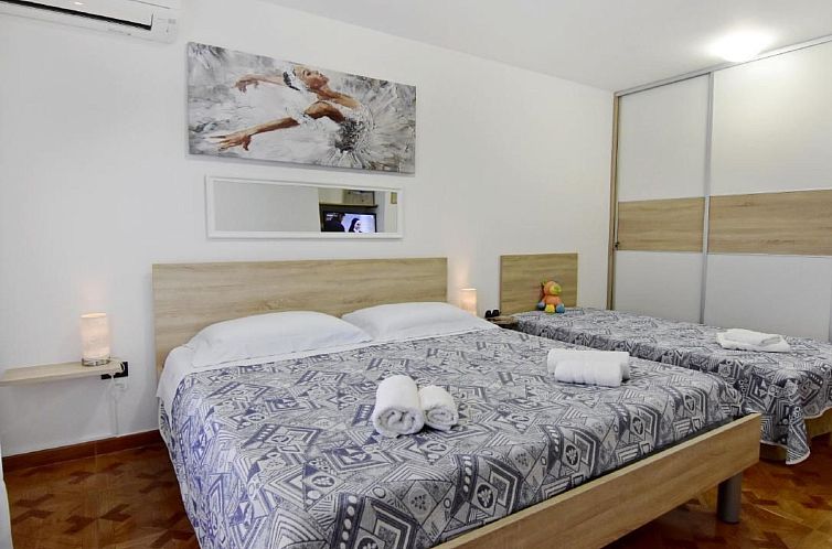 Appartement in Murine mit Großer Terrasse