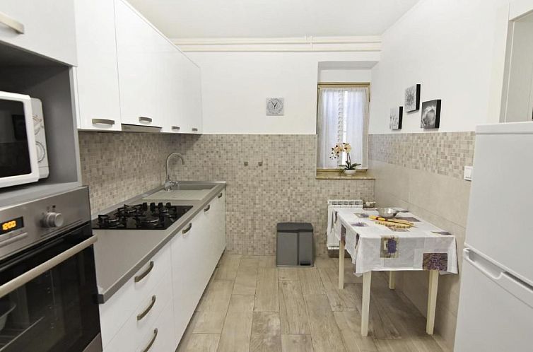 Appartement in Murine mit Großer Terrasse