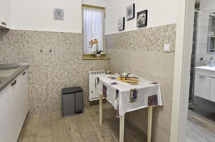 Appartement in Murine mit Großer Terrasse
