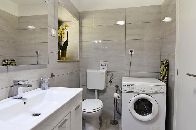 Appartement in Murine mit Großer Terrasse