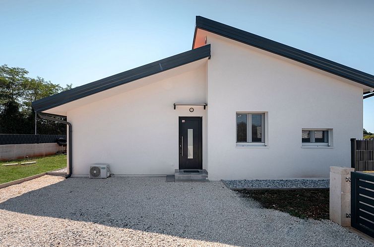 Vakantiehuis Villa mit privatem Pool in einer ruhigen Gegend