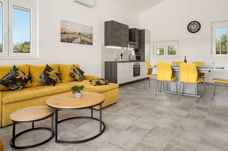 Vakantiehuis Villa mit privatem Pool in einer ruhigen Gegend