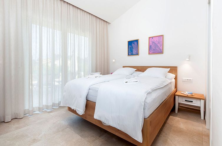 Vakantiehuis Echo villa, Istra, Pool Jacuzzi, BBQ, Haustierf