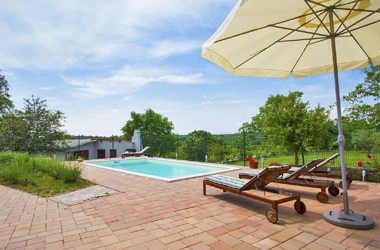 Vakantiehuis im Dorf Kujići