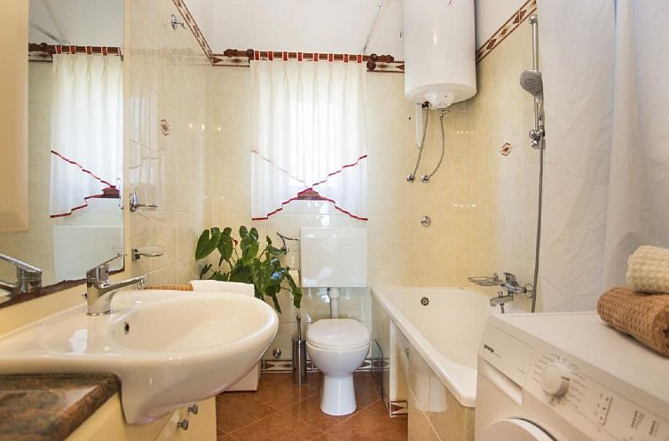 Vakantiehuis im Dorf Kujići