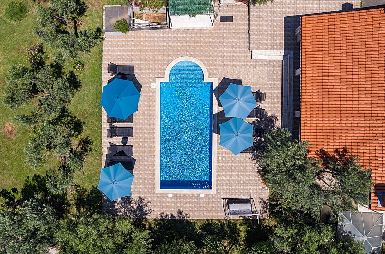 Unterkunft 10116640 - Ferienhaus Istrien - Vakantiehuis Villa Lavinija