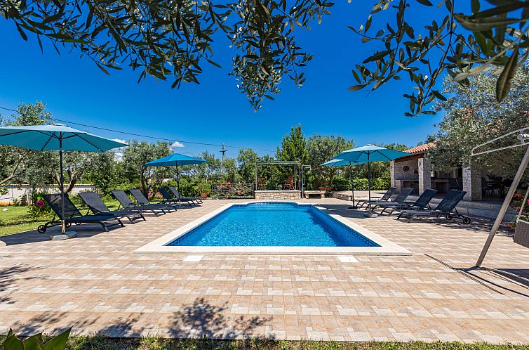 Vakantiehuis Villa Lavinija