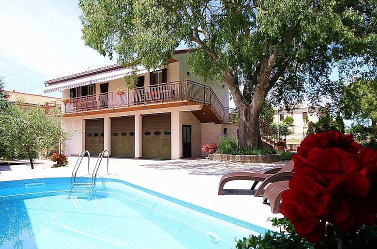 Unterkunft 10116652 - Appartement Istrien - Appartement Casa Ladonia