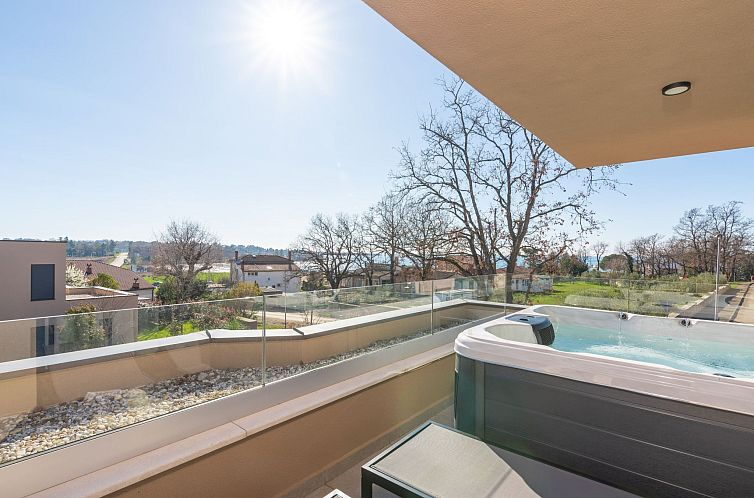 Appartement Quercus Village APP 11 mit jacuzzi