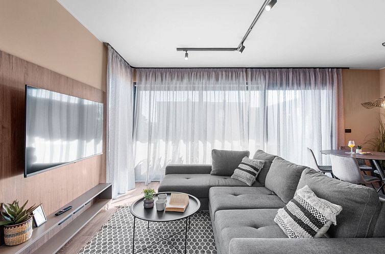 Appartement Villa Querchus Apartment 9 with private Pool