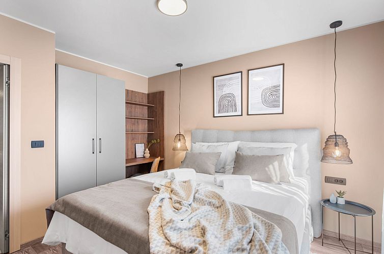 Appartement Villa Querchus Penthouse 8 partment mit Jacuzzi