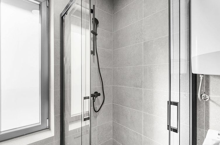 Appartement Villa Querchus Penthouse 8 partment mit Jacuzzi