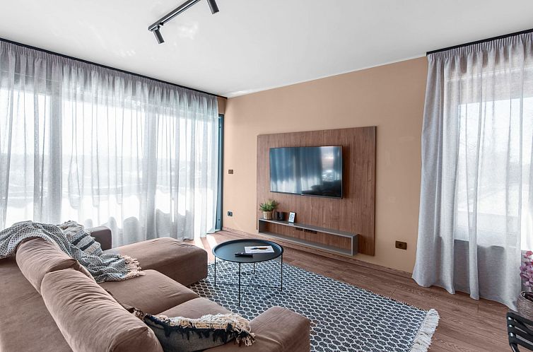 Appartement Villa Querchus Penthouse 8 partment mit Jacuzzi